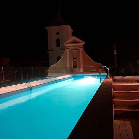 Boutique Hotel Tvrda أوسييك المظهر الخارجي الصورة