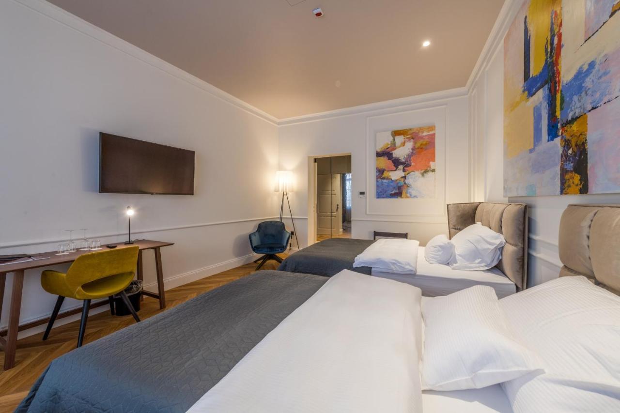 Boutique Hotel Tvrda أوسييك المظهر الخارجي الصورة